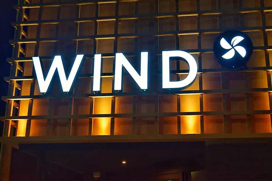 WIND Japanese and Thai
