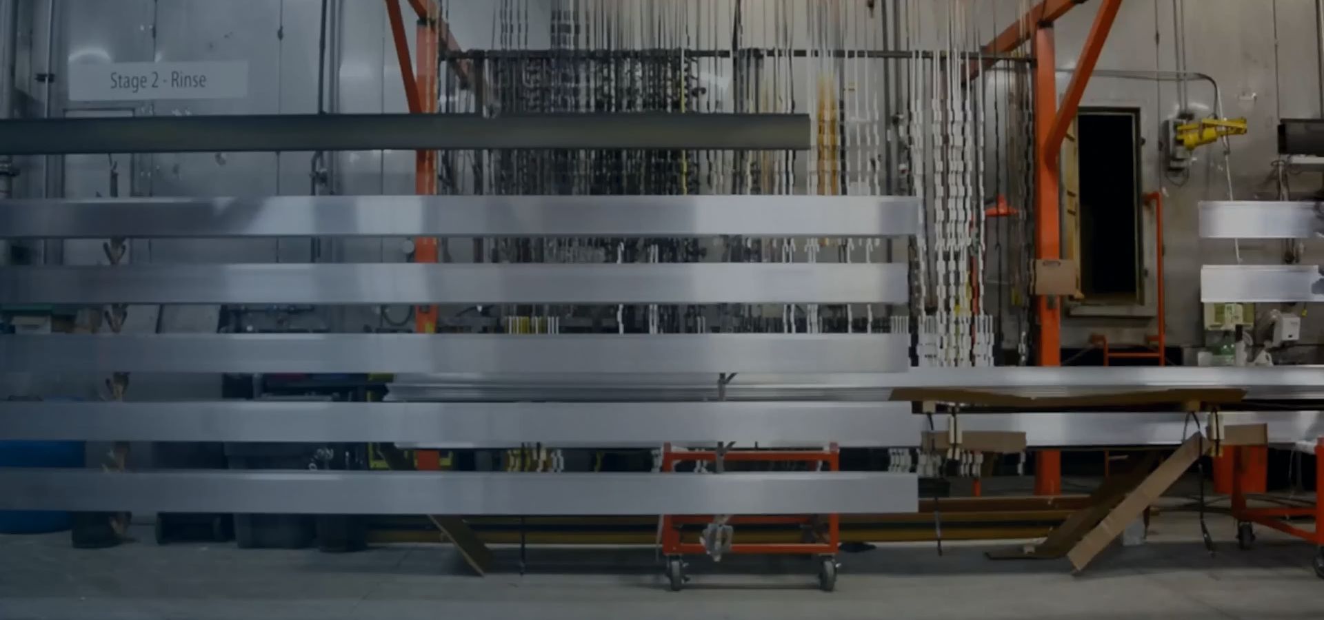 Aluminum extrusion powder coating line